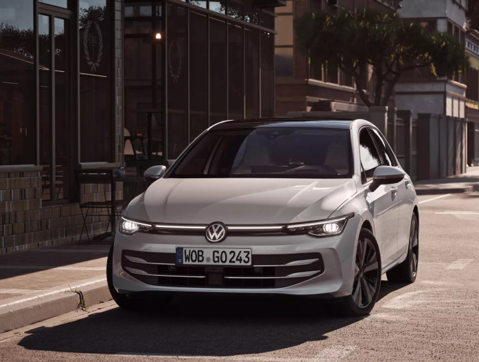 Nieuwe Golf Front